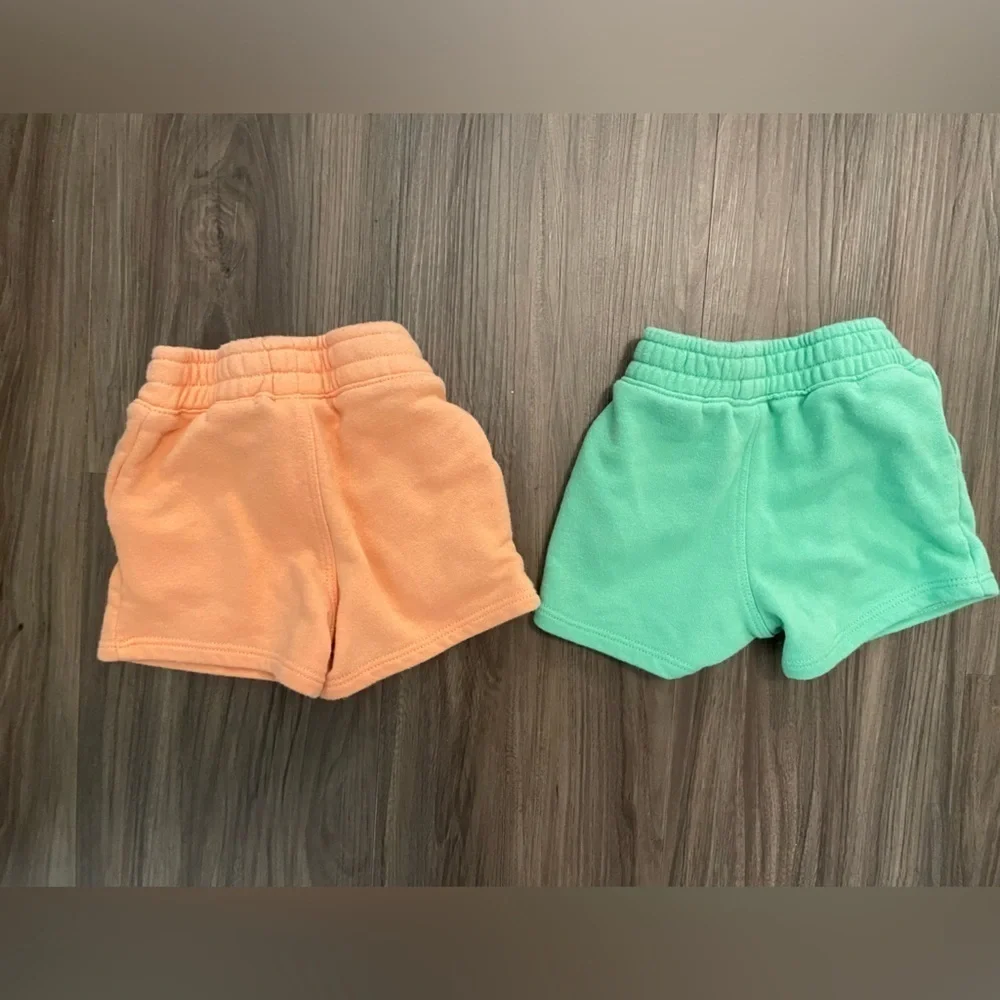 Garanimals Orange and Green Shorts Comfortable Elastic Waist size 12 months